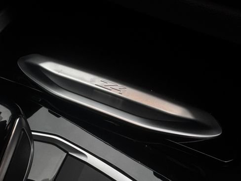 صورة السيارة