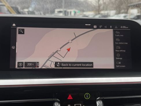 صورة السيارة