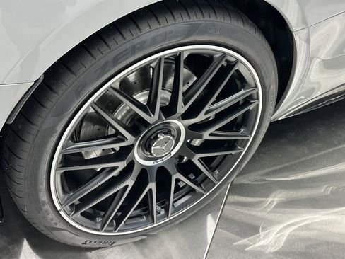 صورة السيارة