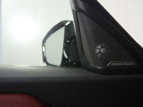 صورة السيارة