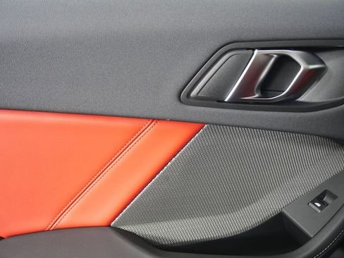 صورة السيارة