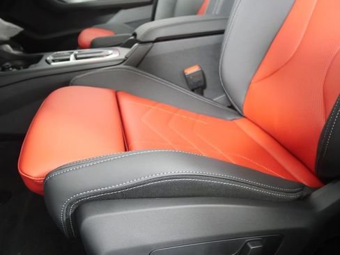 صورة السيارة