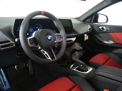 صورة السيارة