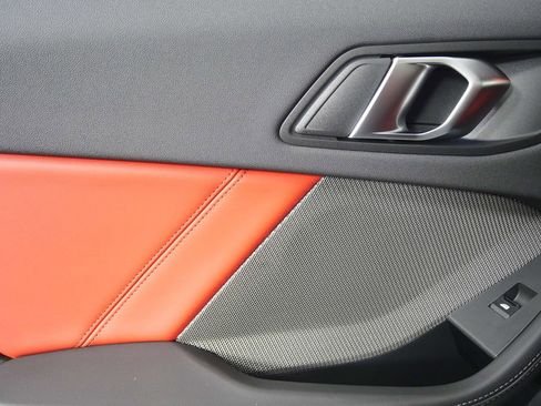 صورة السيارة