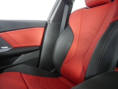 صورة السيارة