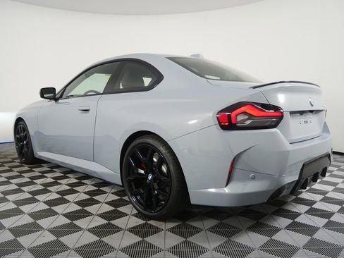 صورة السيارة