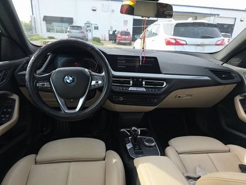 صورة السيارة