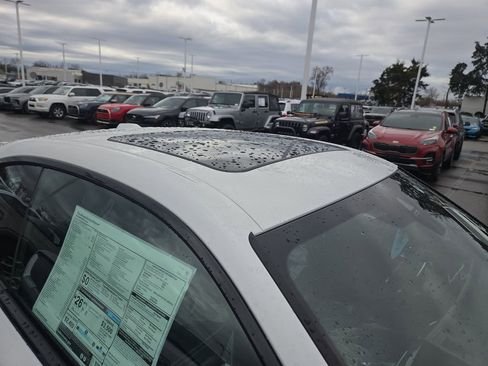 صورة السيارة