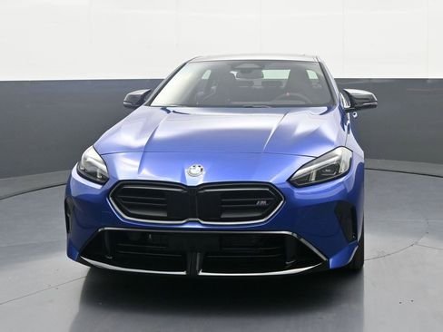 صورة السيارة