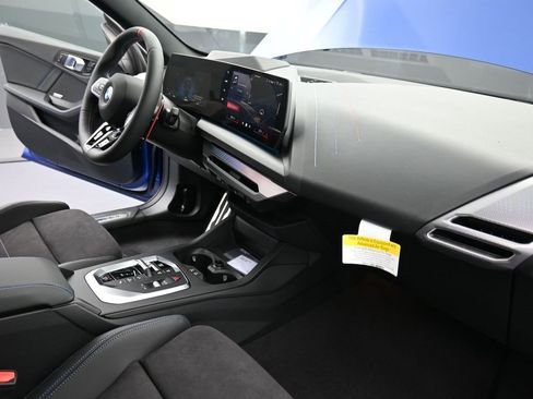 صورة السيارة