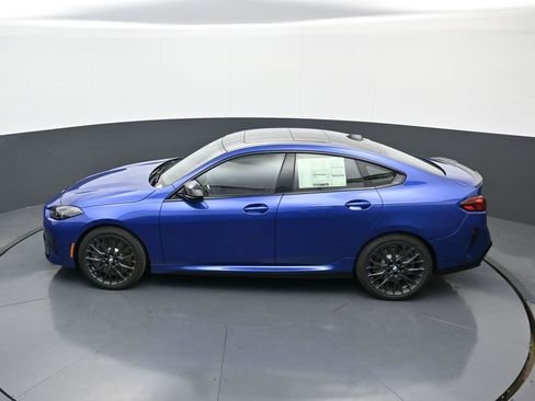 صورة السيارة