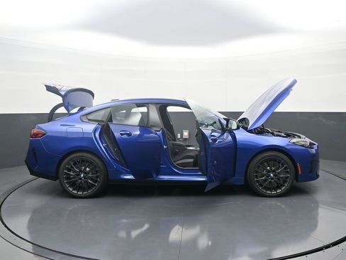 صورة السيارة