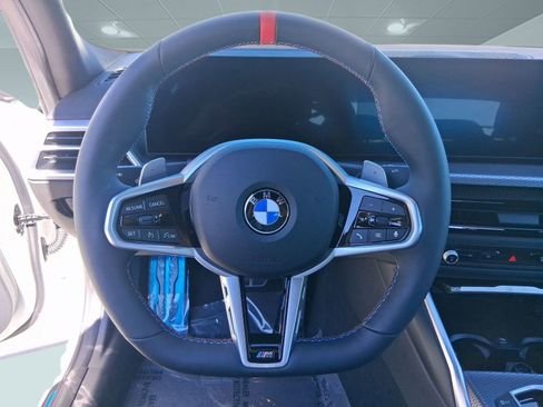 صورة السيارة