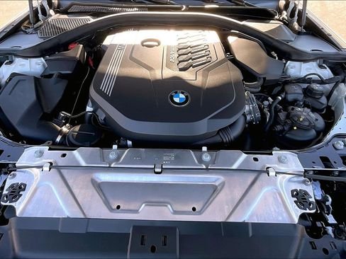 صورة السيارة