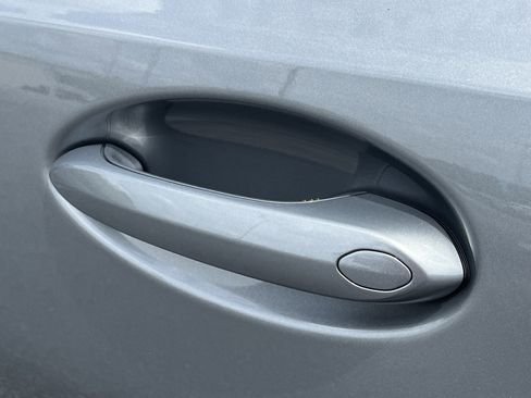 صورة السيارة