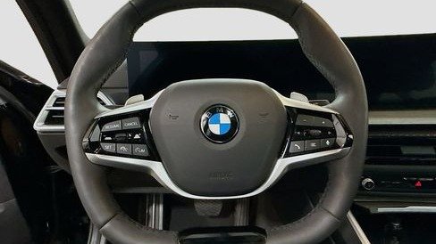 صورة السيارة