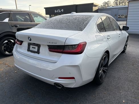 صورة السيارة