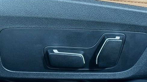 صورة السيارة