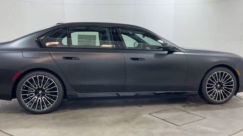 صورة السيارة