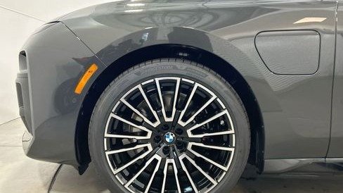 صورة السيارة