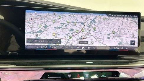 صورة السيارة