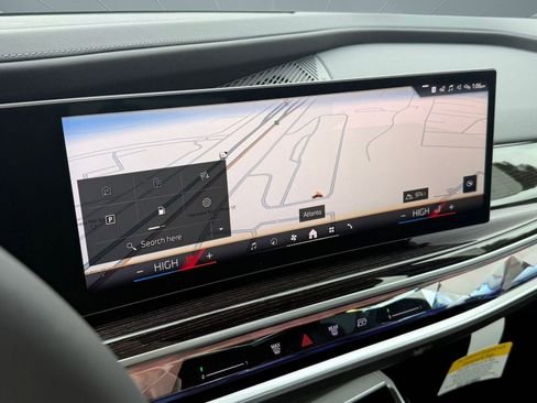 صورة السيارة