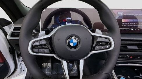 صورة السيارة