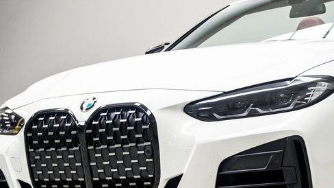 صورة السيارة