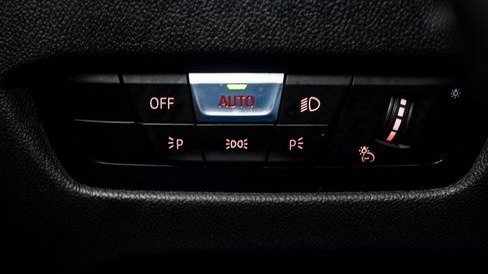 صورة السيارة