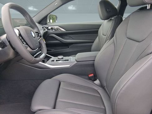 صورة السيارة