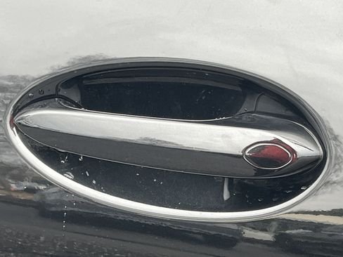 صورة السيارة