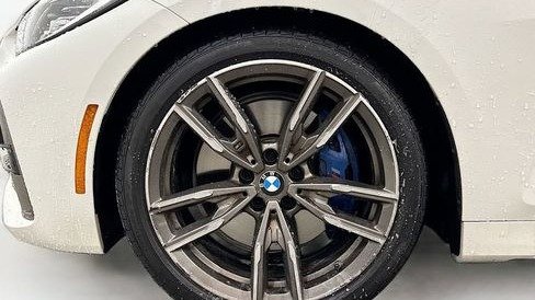 صورة السيارة