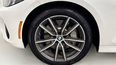 صورة السيارة