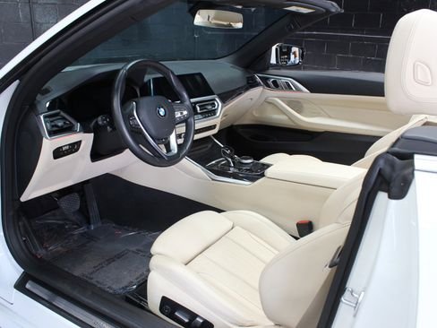 صورة السيارة