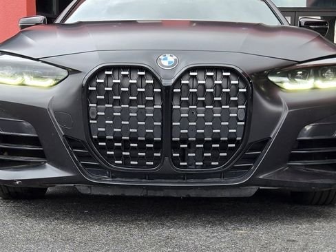 صورة السيارة