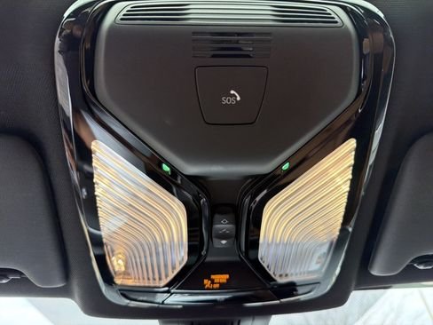 صورة السيارة