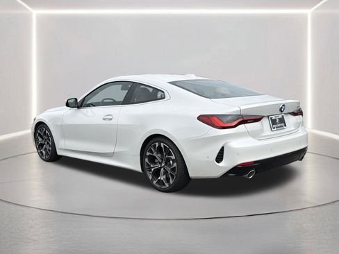 صورة السيارة