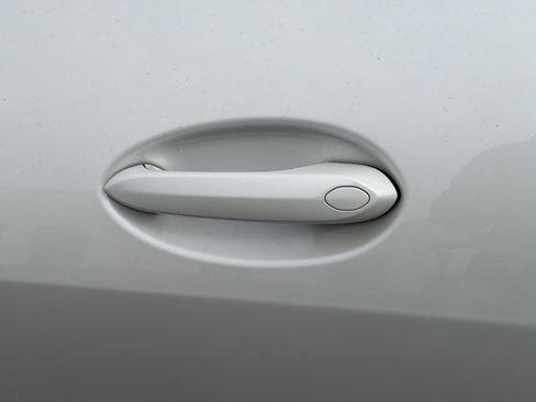 صورة السيارة