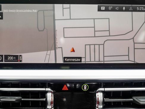 صورة السيارة