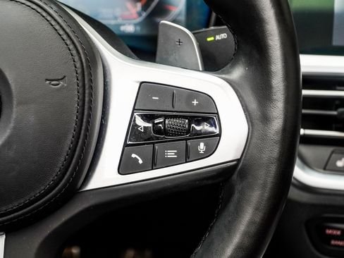 صورة السيارة