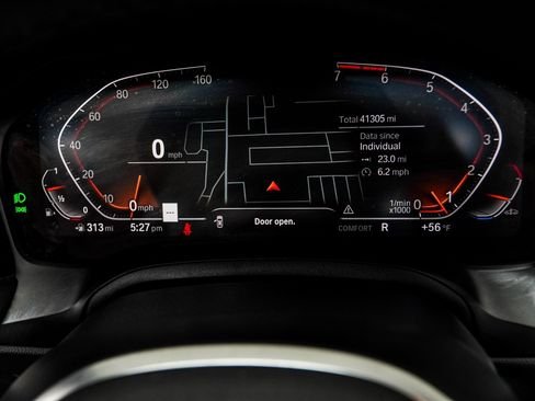 صورة السيارة