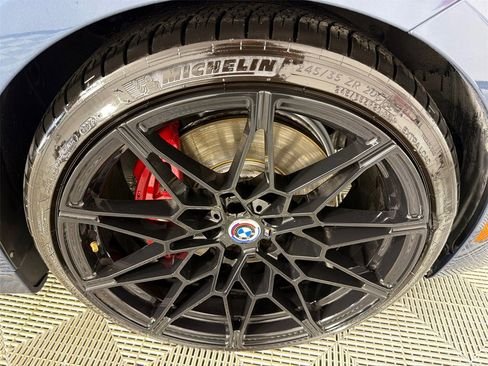 صورة السيارة