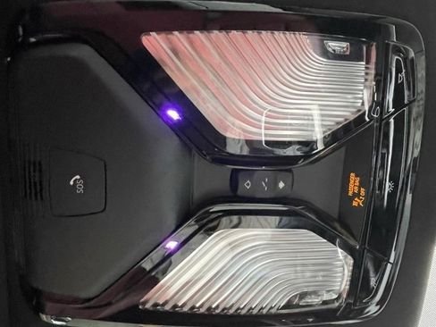 صورة السيارة