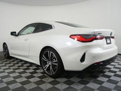 صورة السيارة