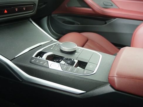 صورة السيارة