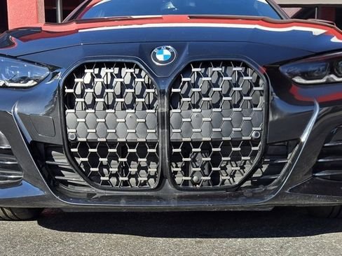 صورة السيارة