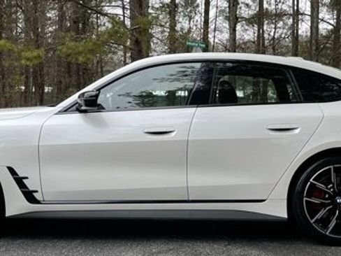 صورة السيارة