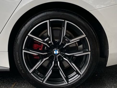 صورة السيارة