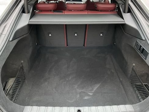 صورة السيارة