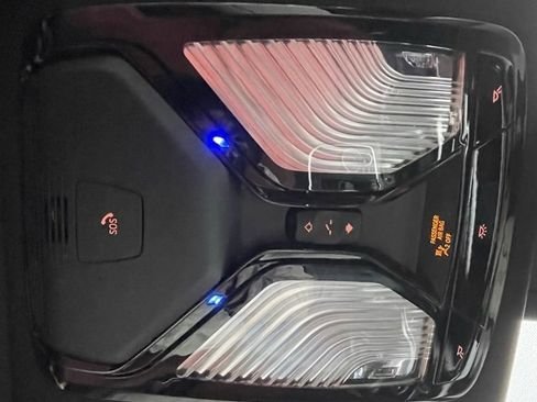 صورة السيارة